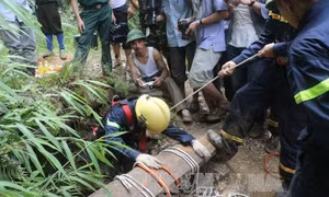 Hoàn tất đưa thi thể 3 phu vàng ra khỏi hang sâu Thanh Hóa