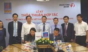 Ký thỏa thuận hợp tác trong lĩnh vực ngân hàng, bảo hiểm 