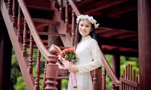 Cô bé mồ côi cha được tuyển thẳng vào đại học