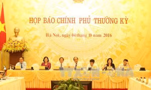 Giải đáp nhiều vấn đề "nóng" tại buổi họp báo Chính phủ