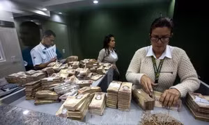 Venezuela tiếp tục đối mặt thách thức lớn về kinh tế và chính trị