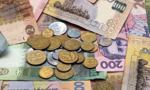 Ukraine sẽ chống lại yêu cầu trả nợ của Nga