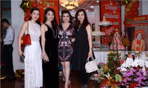 Người đẹp Hoa hậu Quý bà Thế giới hội ngộ