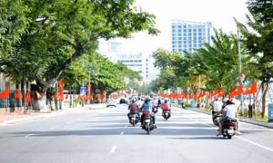 Bắc Bộ nắng ráo, Tây Nguyên và Nam Bộ đề phòng lốc xoáy