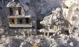 Aleppo tiếp tục bị oanh tạc, hàng chục người thiệt mạng