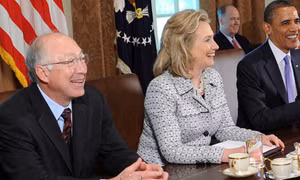 Bà Hillary công bố thành viên nhóm chuyển giao