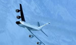 Su-27 Nga “chặn đầu nguy hiểm” RC-135 của Mỹ