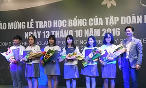Tập đoàn LOTTE trao học bổng cho sinh viên xuất sắc TP Hồ Chí Minh