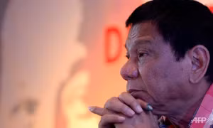 Tổng thống Philippines Duterte đối mặt với cuộc chiến sinh tử