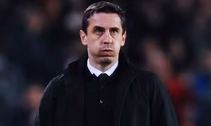 Valencia sa thải HLV Gary Neville vì thành tích tệ hại 