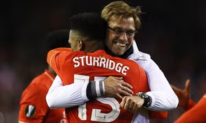 Klopp đi vào lịch sử Liverpool 