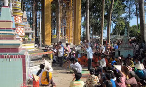 Lễ cầu siêu của người Khmer Nam Bộ
