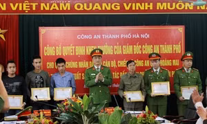 Khen thưởng các cá nhân phá nhanh vụ án giết người ở Hà Nội