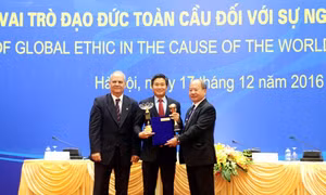 Liên hiệp các Hội UNESCO Việt Nam trao giải thưởng bảo vệ môi trường 