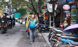 Hà Nội cần siết chặt trật tự lòng đường, hè phố 