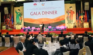 Thủ tướng cùng Phu nhân chủ trì Gala dinner