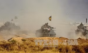 Nhiều người nhập viện do khói độc gần Mosul