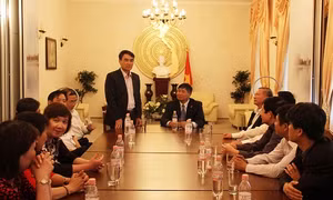 Đoàn Ủy ban Quốc phòng và An ninh Quốc hội Việt Nam làm việc tại Đức