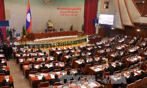 Ông Bounnhang Volachith được bầu là Chủ tịch CHDCND Lào