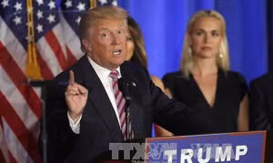 Ông Trump kêu gọi cấm người nhập cư từ các nước "có tiền sử khủng bố"