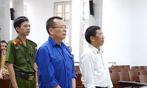 Chuyển tội danh 2 bị cáo trong vụ B5 Cầu Diễn