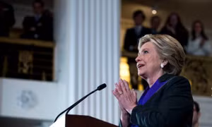 Những sai lầm chiến lược khiến bà Clinton thất bại