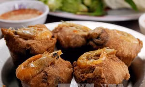 Về Sóc Trăng thưởng thức bánh cóng Đại Tâm