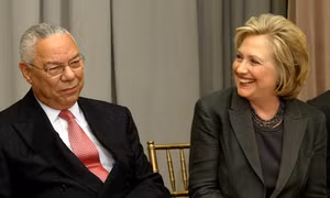 Cựu Ngoại trưởng Mỹ "chê" ông Trump và bà Clinton