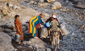 Tajikistan: Cảnh sát cạo râu người dân để chống chủ nghĩa cực đoan