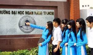 40 năm thành lập Trường Đại học Ngân hàng TP Hồ Chí Minh