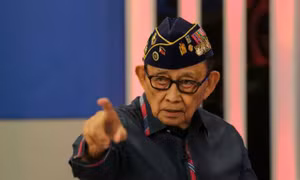 Cựu Tổng thống Philippines chê Chính quyền Duterte là nỗi thất vọng lớn