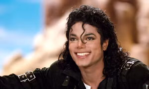 "Vua nhạc Pop" Michael Jackson vẫn đình đám sau khi qua đời