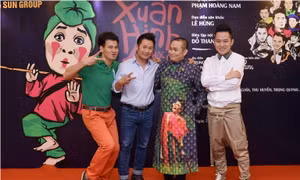 Người hâm mộ lùng vé liveshow độc nhất vô nhị của Xuân Hinh