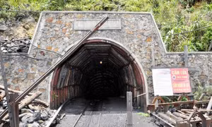 Nổ mìn trong mỏ than sâu 230m, 3 thợ lò thương vong