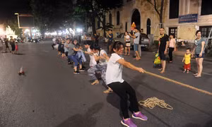 Xây dựng không gian đi bộ an toàn, văn minh