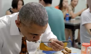 Bún chả Việt ngon mắt ngon miệng với ông Obama lên CNN