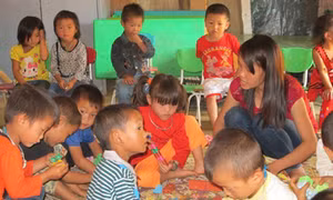 Trẻ mầm non vùng sâu học trong “lò sấy” 