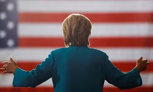 Hỗn loạn trên thế giới một phần do bà Hillary