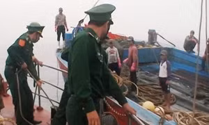 Xử nghiêm thuyền viên tấn công người thi hành công vụ