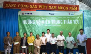 Amway cùng Truyền hình Thông tấn hướng về miền Trung