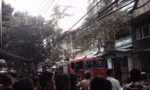Dập tắt vụ cháy lớn tại đường Trần Khát Chân, Hà Nội