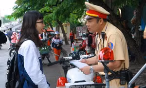 Hà Nội: Phạt nặng học sinh vi phạm luật giao thông