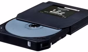 Lưu trữ "khủng", chi phí giảm nhờ thiết bị lưu trữ dữ liệu trên đĩa blu-ray