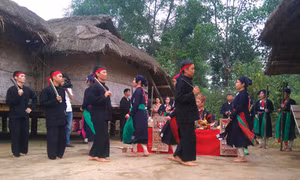  Lễ hội cầu mùa của đồng bào Sán Chay 