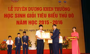 Tuyên dương, khen thưởng học sinh giỏi tiêu biểu Thủ đô 