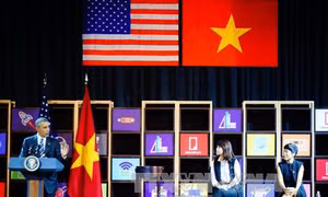 TT Obama: Chúng tôi sẽ đầu tư vào sự thành công của các bạn!