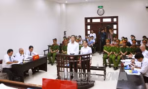 Xét xử phúc thẩm vụ án "Ba Sàm" Nguyễn Hữu Vinh