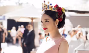 Lý Nhã Kỳ như "nữ hoàng mùa Xuân" trên thảm đỏ Cannes