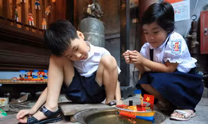 Người níu kéo ký ức Trung thu xưa