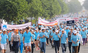 Hòa Bình đồng hành cùng bước chân thiện nguyện Lawrence S.Ting